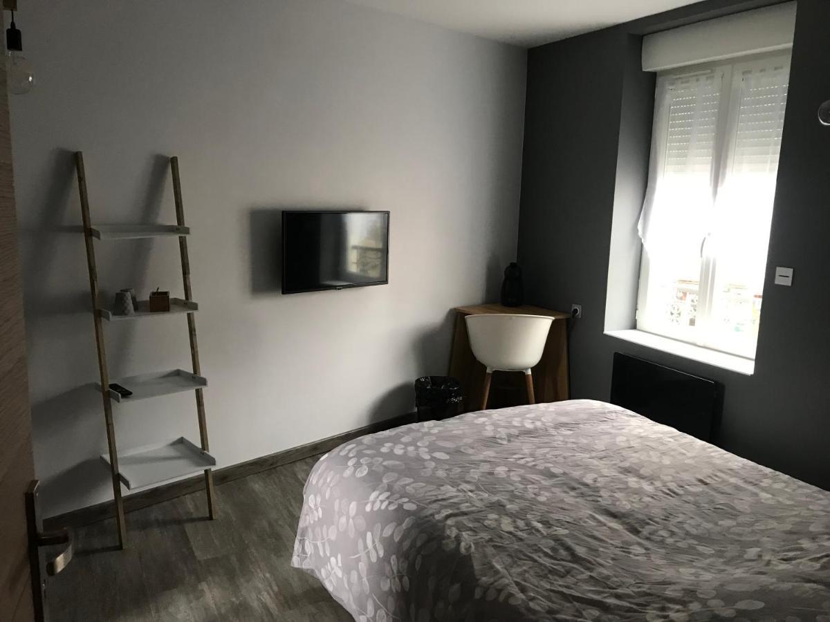Suite 1 Cosy Cosne-Cours-Sur-Loire Bagian luar foto